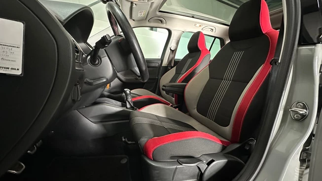 Škoda Fabia - Afbeelding 12 van 25