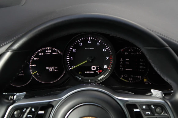 Porsche Cayenne - Afbeelding 8 van 30