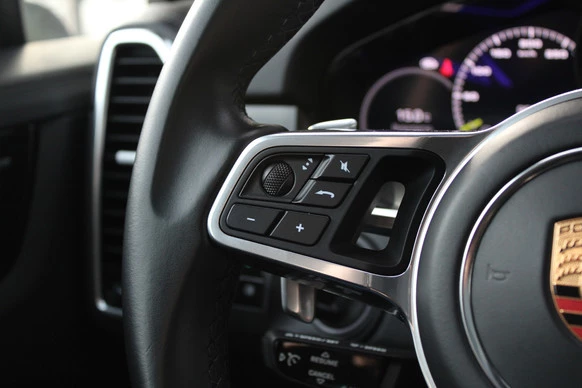 Porsche Cayenne - Afbeelding 15 van 30