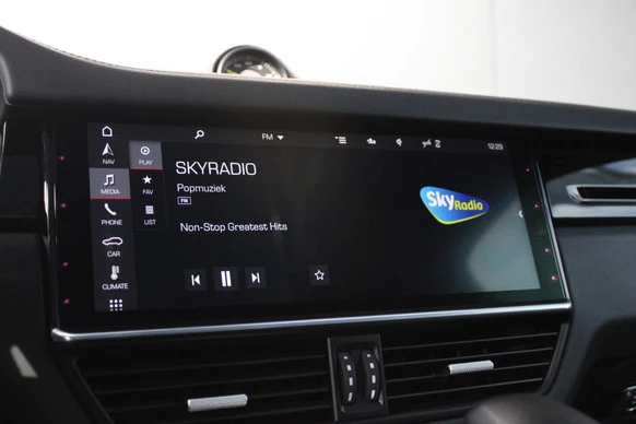 Porsche Cayenne - Afbeelding 21 van 30