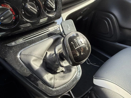 Lancia Ypsilon - Afbeelding 13 van 23