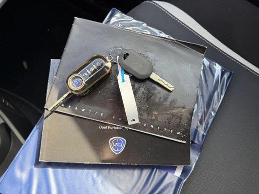 Lancia Ypsilon - Afbeelding 20 van 23