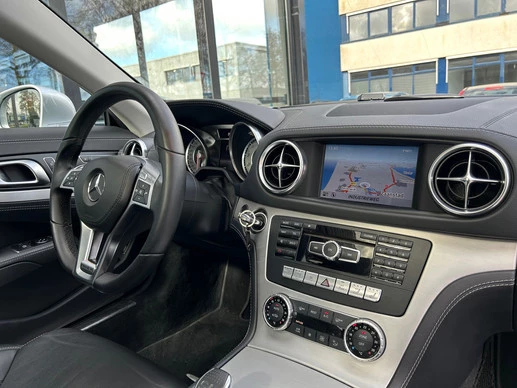 Mercedes-Benz SL - Afbeelding 16 van 30