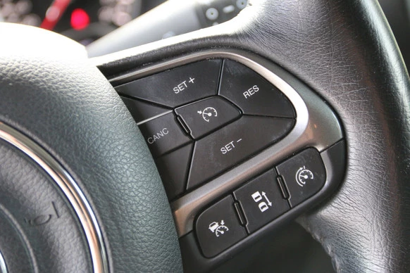 Jeep Renegade - Afbeelding 13 van 18