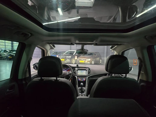Opel Zafira - Afbeelding 24 van 30