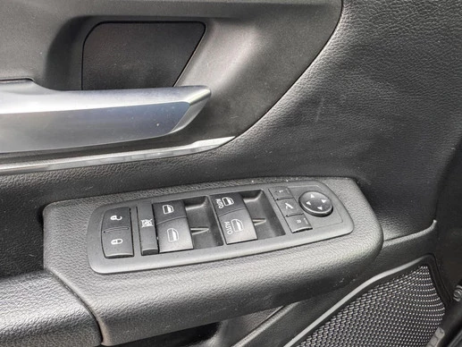 Dodge Ram 1500 - Afbeelding 24 van 30