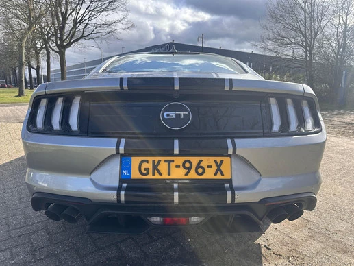 Ford Mustang - Afbeelding 7 van 11