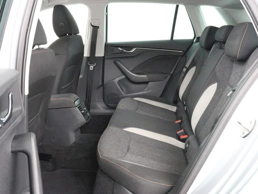 Škoda Kamiq - Afbeelding 6 van 30