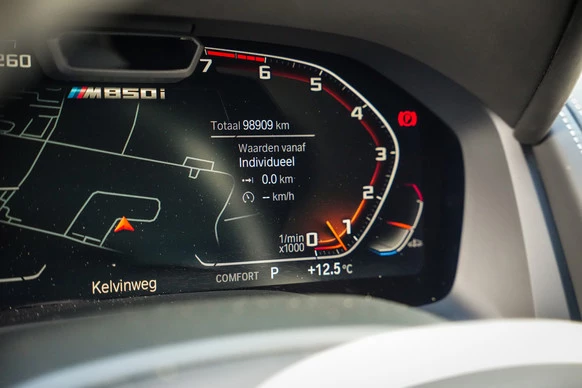 BMW 8 Serie - Afbeelding 18 van 30