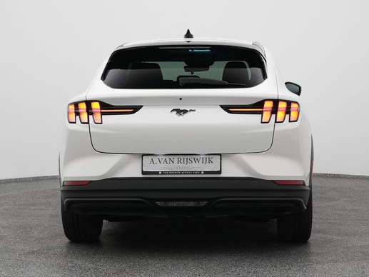 Ford Mustang Mach-E - Afbeelding 11 van 30