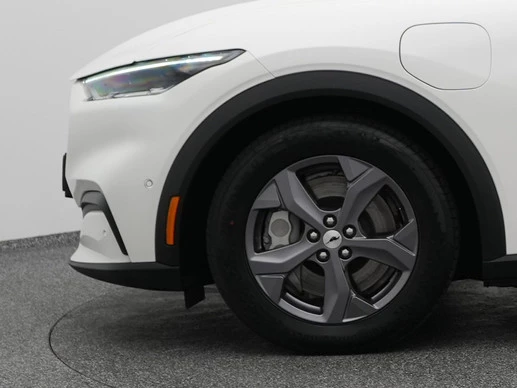 Ford Mustang Mach-E - Afbeelding 22 van 30