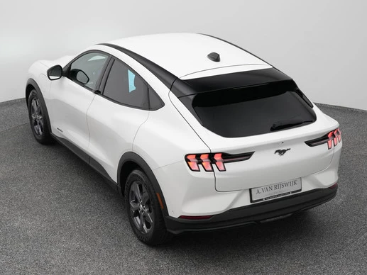 Ford Mustang Mach-E - Afbeelding 26 van 30