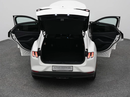 Ford Mustang Mach-E - Afbeelding 30 van 30