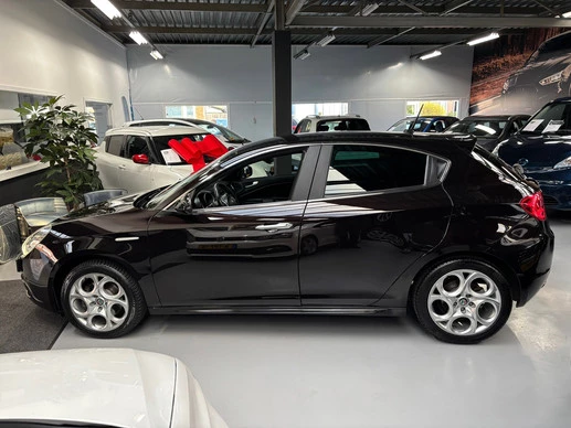 Alfa Romeo Giulietta - Afbeelding 3 van 25