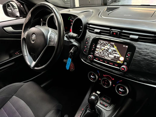 Alfa Romeo Giulietta - Afbeelding 11 van 25