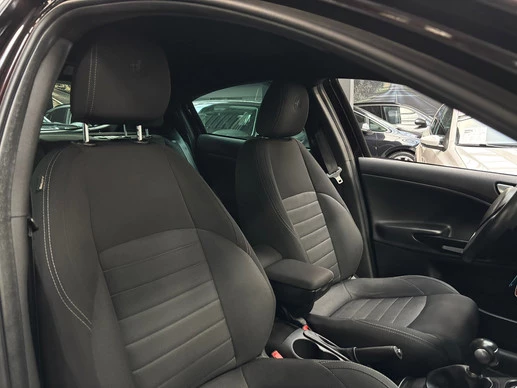 Alfa Romeo Giulietta - Afbeelding 14 van 25