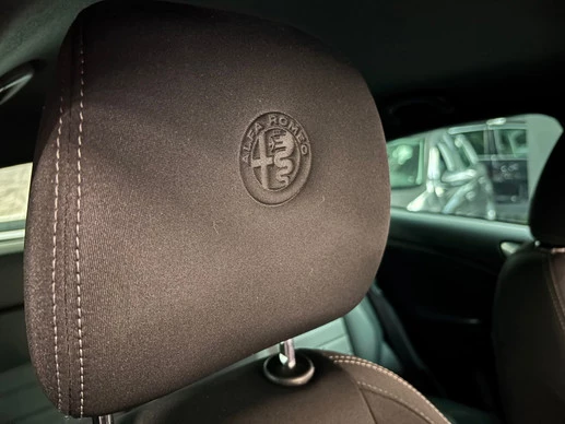 Alfa Romeo Giulietta - Afbeelding 15 van 25