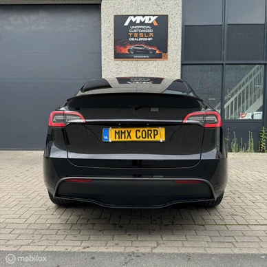 Tesla Model Y - Afbeelding 8 van 23