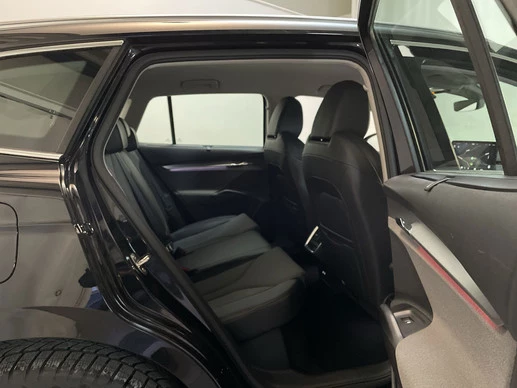 Škoda Enyaq iV - Afbeelding 18 van 27