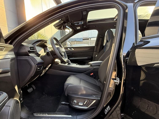 Lynk & Co 01 - Afbeelding 18 van 27