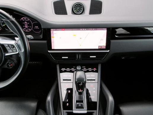 Porsche Cayenne - Afbeelding 10 van 22