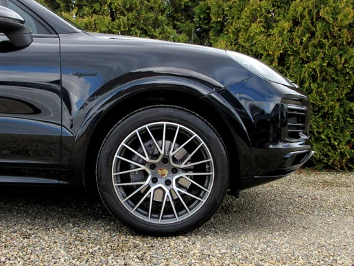 Porsche Cayenne - Afbeelding 17 van 22