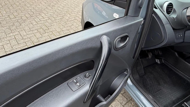 Renault Kangoo - Afbeelding 18 van 25