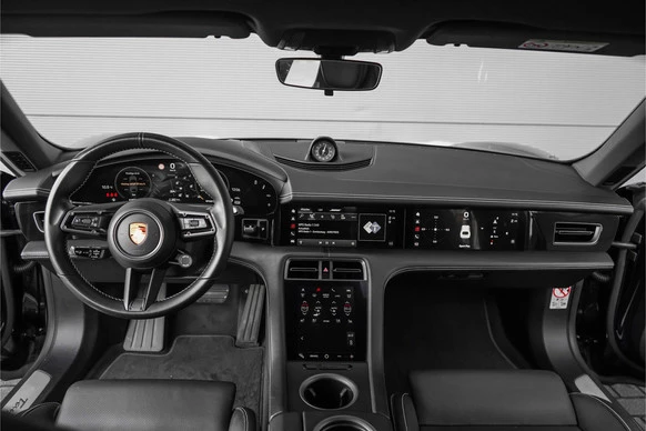 Porsche Taycan - Afbeelding 2 van 30