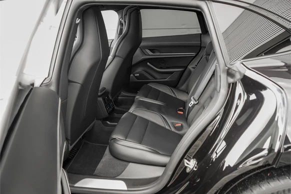 Porsche Taycan - Afbeelding 6 van 30