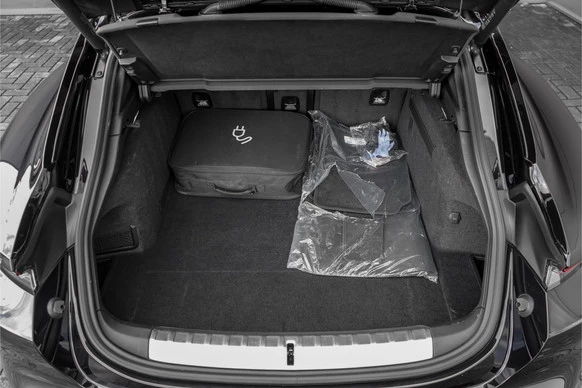 Porsche Taycan - Afbeelding 7 van 30