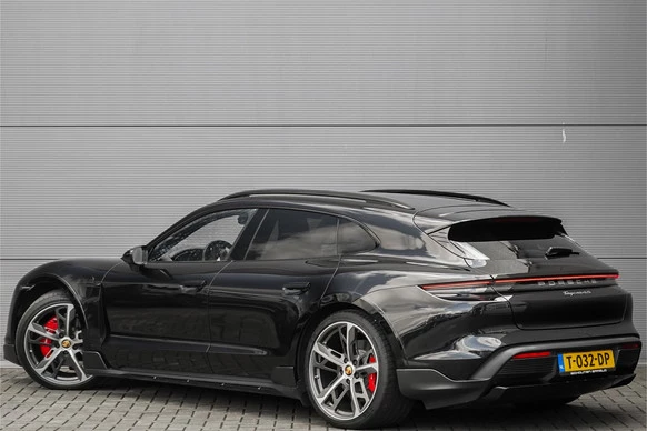 Porsche Taycan - Afbeelding 12 van 30