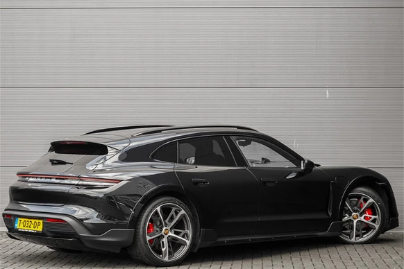 Porsche Taycan - Afbeelding 14 van 30