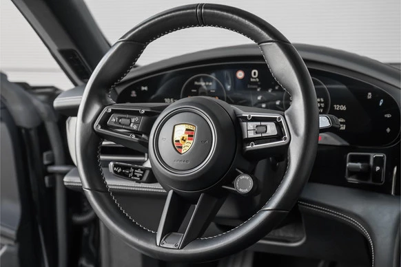 Porsche Taycan - Afbeelding 20 van 30