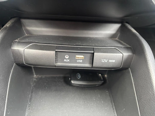 Kia Stonic - Afbeelding 24 van 28