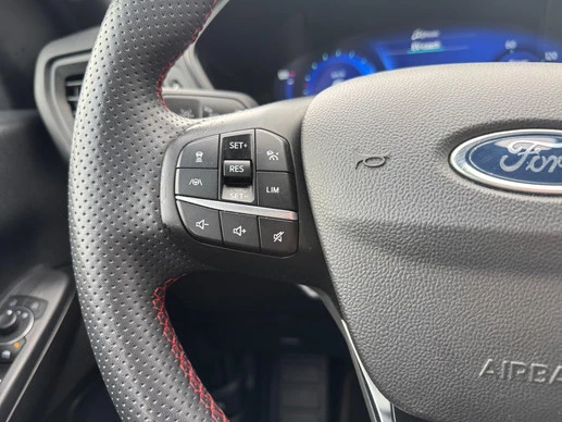 Ford Kuga - Afbeelding 20 van 30