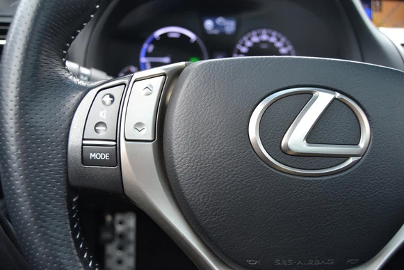 Lexus RX - Afbeelding 18 van 30