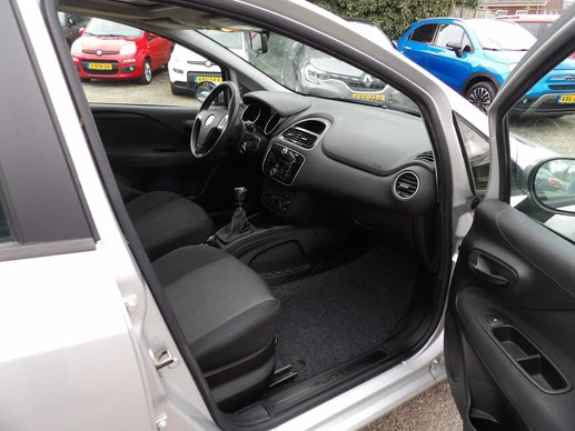 Fiat Punto - Afbeelding 9 van 13