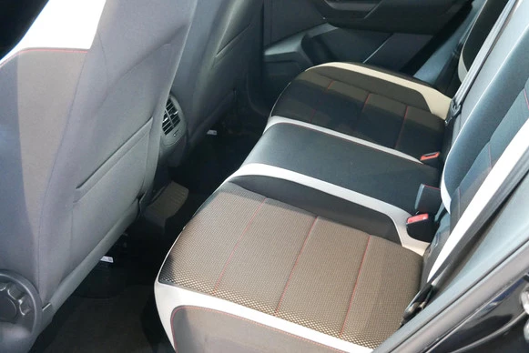 Volkswagen T-Roc - Afbeelding 21 van 30