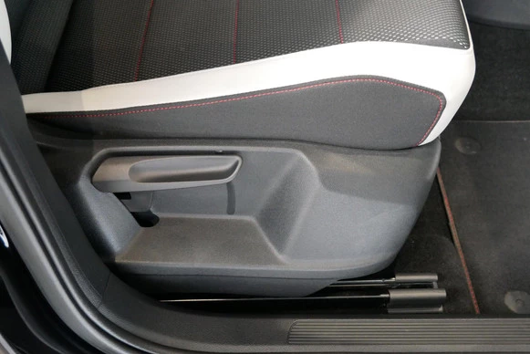 Volkswagen T-Roc - Afbeelding 23 van 30