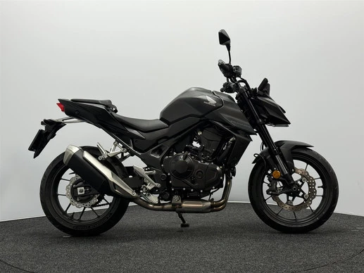 Honda CB 750 - Afbeelding 1 van 17