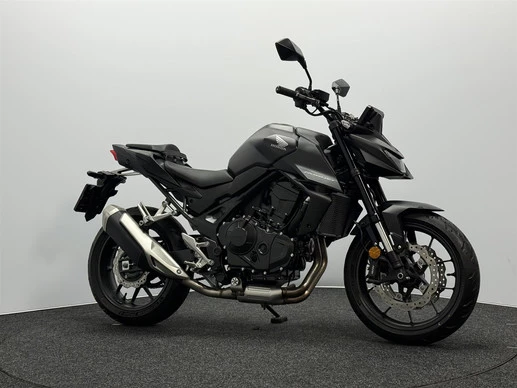 Honda CB 750 - Afbeelding 2 van 17