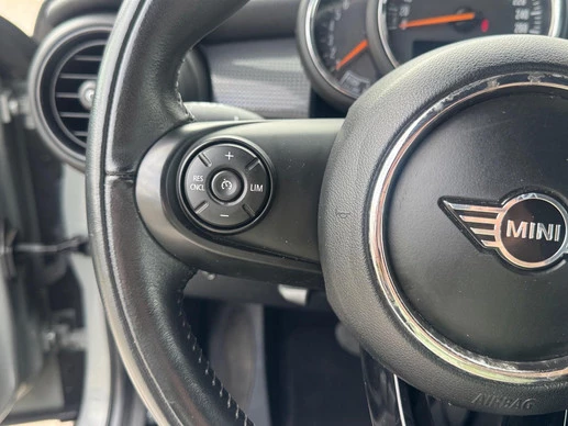 MINI Cooper - Afbeelding 18 van 28