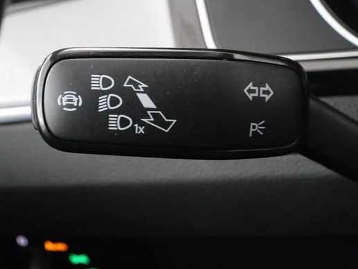 Volkswagen Passat - Afbeelding 22 van 30