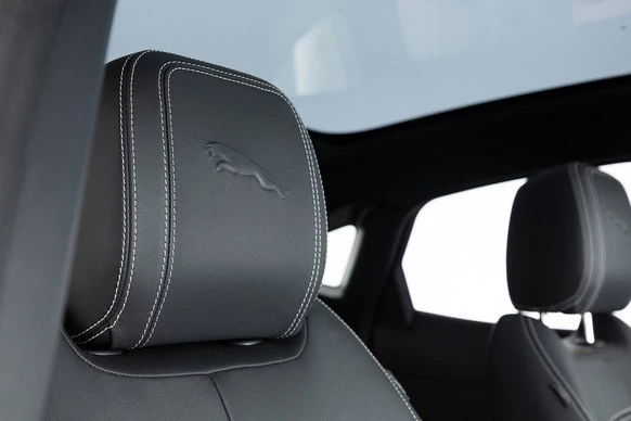 Jaguar E-PACE - Afbeelding 8 van 30