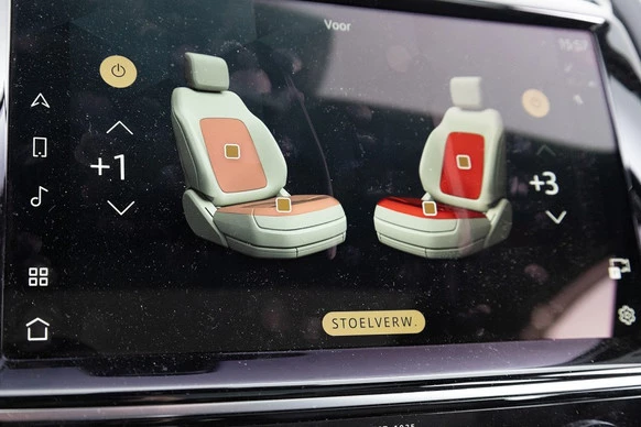 Jaguar E-PACE - Afbeelding 25 van 30