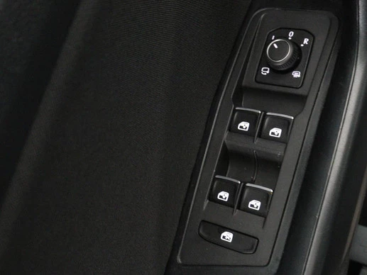 Volkswagen T-Roc - Afbeelding 29 van 30