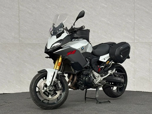 BMW F 900 XR