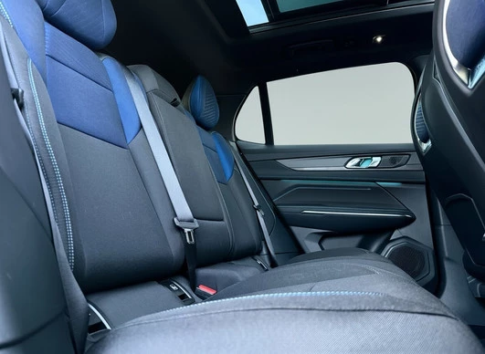 Lynk & Co 01 - Afbeelding 25 van 27