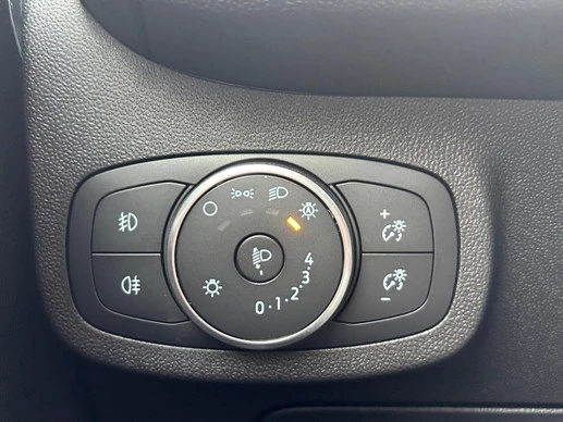 Ford Fiesta - Afbeelding 15 van 30