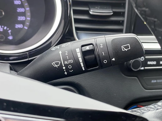 Kia Ceed - Afbeelding 28 van 30